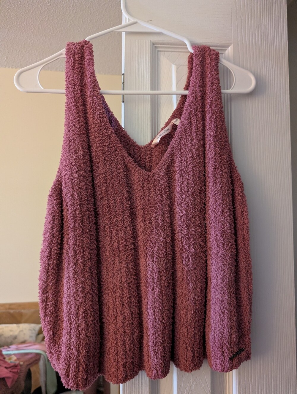 La Vie En Rose Dusty Rose Plush V-Neck Tank Top